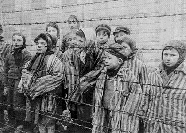 Auschwitz-children_MEGA