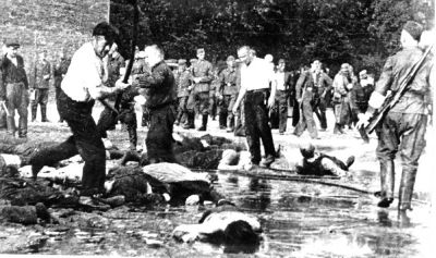 jews_beaten_to_death_by_lithuanians_with_iron_bars_in_kovno.jpg